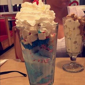 Meet your Posher, Destiny