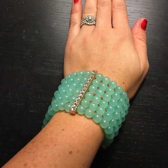 The Limited Jewelry - Final Price!!! Bracelet from the Limited