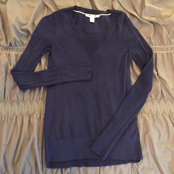 Victoria's Secret lightweight sweater