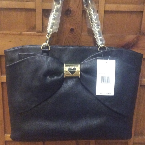 Betsey Johnson Handbags - Host Pick! NWT Bow Lovely Tote in Black