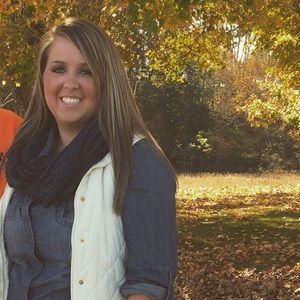 Meet your Posher, Casey
