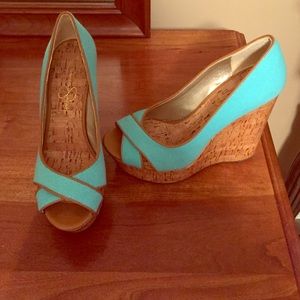 Wedge shoes