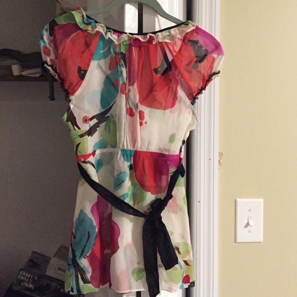 Guess top - Picture 4 of 4