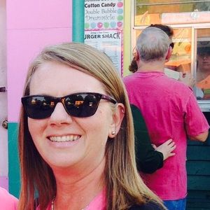 Meet your Posher, Angie