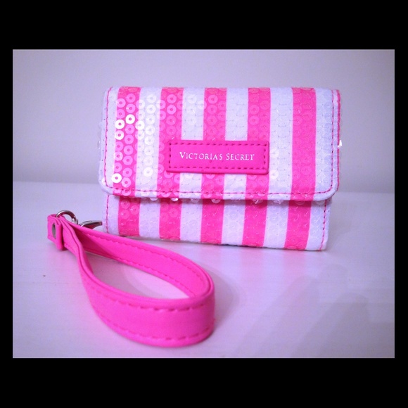 Victoria's Secret Handbags - 🔴PRICE DROP🔴Victoria's Secret Sparkle wallet!!💕