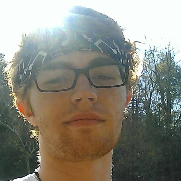 Meet your Posher, Alex