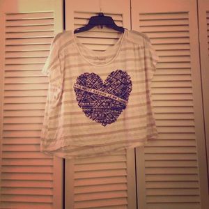 Gray and cream striped tee