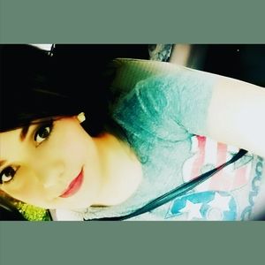 Meet your Posher, Alison