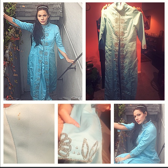 Stunning rare vtge beaded gown