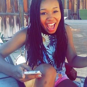 Meet your Posher, Cynara