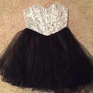 Black and white dress