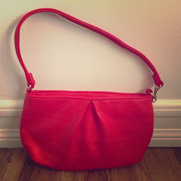 Small red leather Kimchi Blue purse- way cute! - Picture 1 of 4