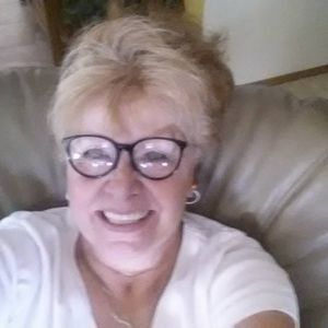 Meet your Posher, Sandi