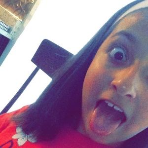 Meet your Posher, Kaitlyn