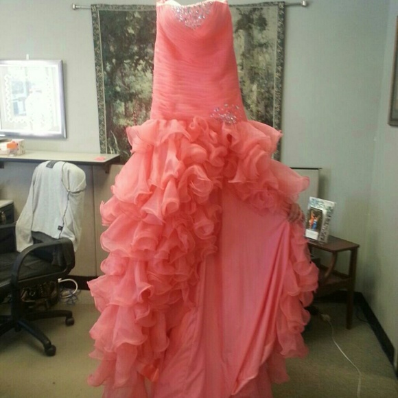 Prom Dress - Picture 1 of 3