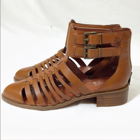 🔴SOLD🔴Cognac gladiator ankle boots - Picture 3 of 4