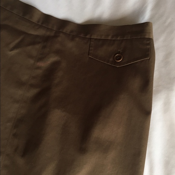 Fall in love! BCBGMaxAzria skirt with side pocket