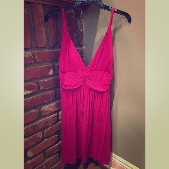 Forever 21  |  V-neck cocktail dress