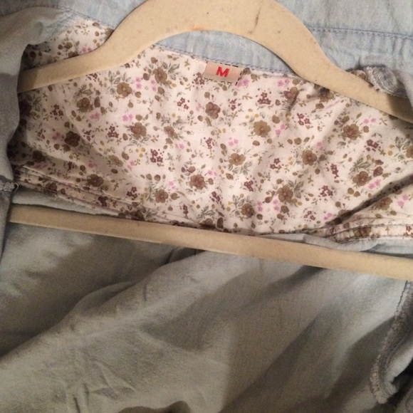 Light denim button up top - Picture 3 of 3