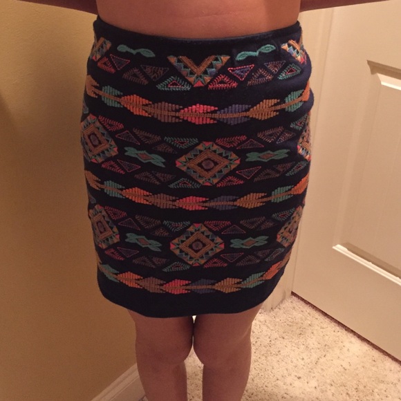 Short tribal skirt