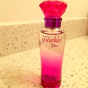 rue21 perfume💗