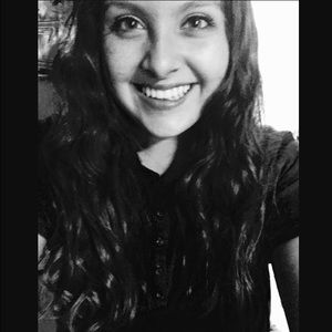 Meet your Posher, Laura