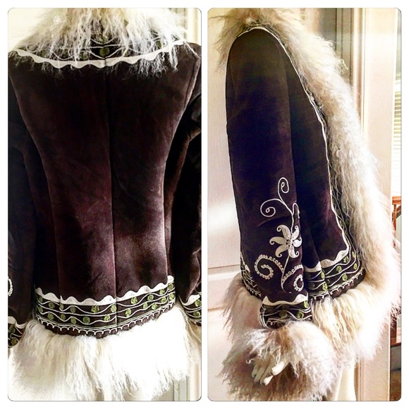 ๐2 times Host Pick ๐ ultimate vintage coat! - Picture 2 of 4