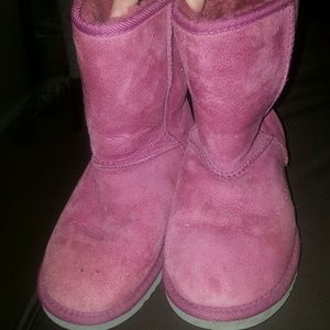Fushia short UGG boots