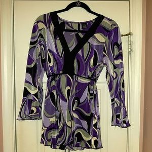 Funky purple swirled top!