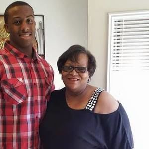 Meet your Posher, Maxine