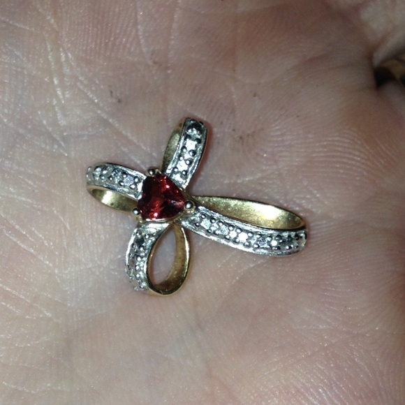 Cross necklace pendant