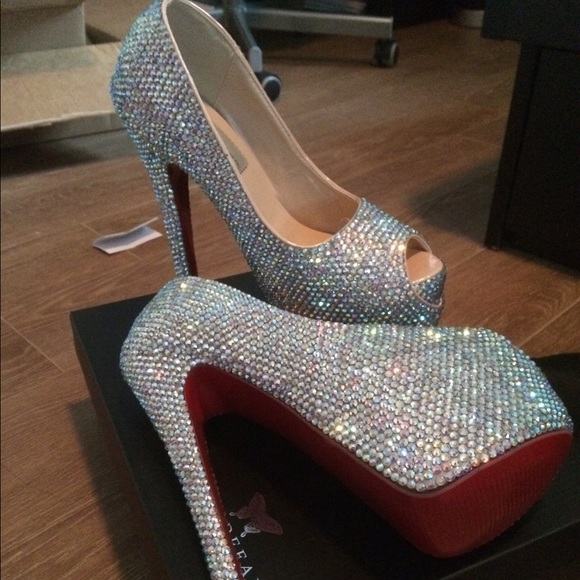 🅿️SOLD🅿️ Sz 6 Marc Defang New York Heels