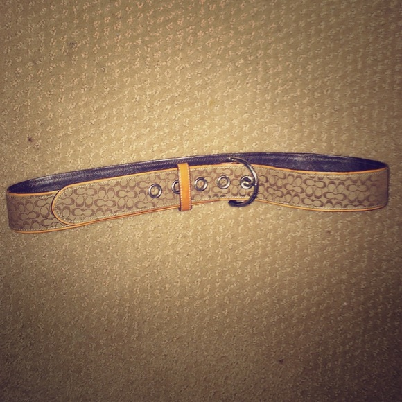 Coach women's belt