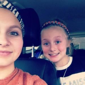 Meet your Posher, Abby