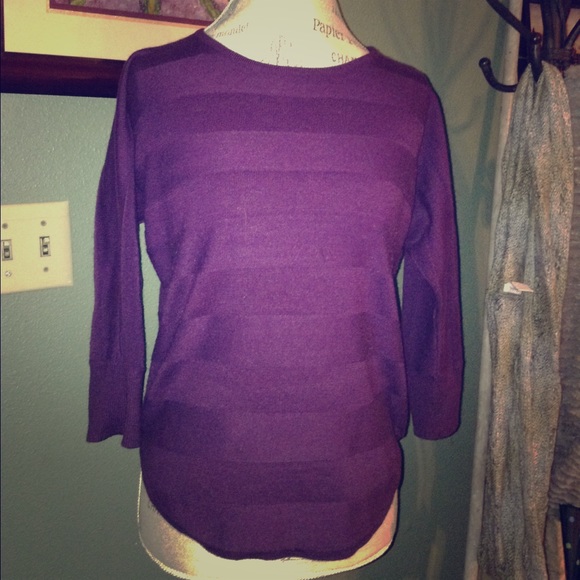 Purple 3/4 length sleeved sweater