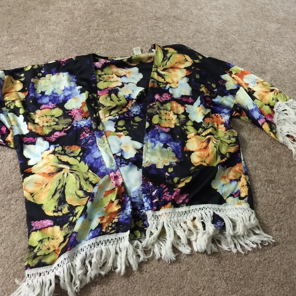 Gimmicks By BKE Cardigan