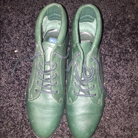 Forest green vintage booties