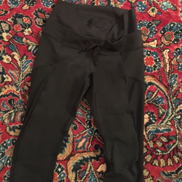 Lululemon Capri tights 6