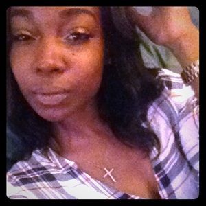 Meet your Posher, Nena