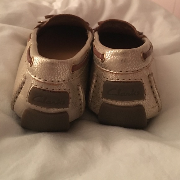 6.5 Clarks Dunbar driving shoes...new without tags - Picture 3 of 4