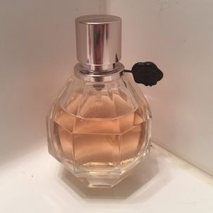 V&R Flowerbomb