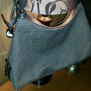 Dooney & Bourke