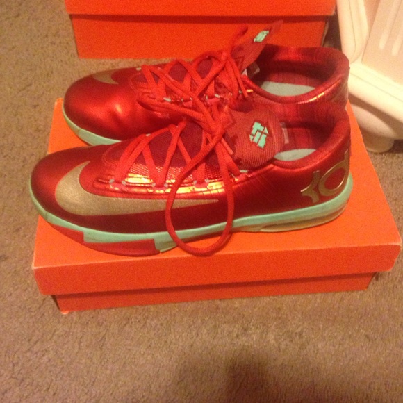 Christmas kd 6s