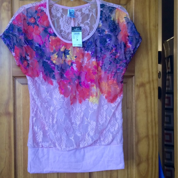 Rue21 Top