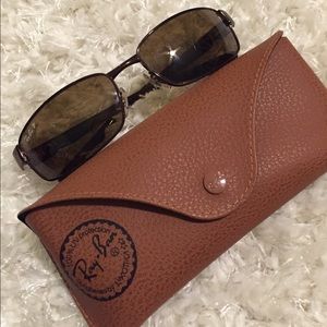 SOLD🎈Polarized Ray Ban sunglasses 🕶☀️