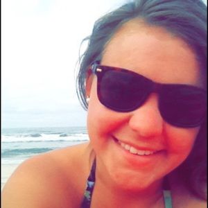 Meet your Posher, Malory