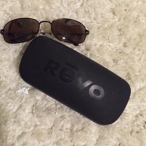 Polarized Rēvo sunglasses 🕶☀️