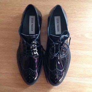 NWOT Steve Madden Oxfords