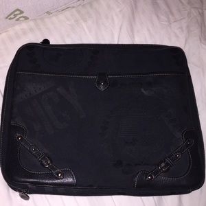 Juicy Couture laptop case!