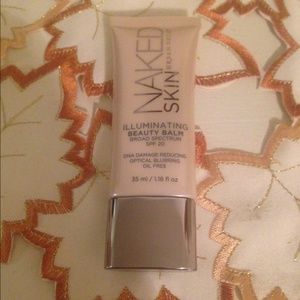 URBAN DECAY: Naked Illuminating BB*noTrades*